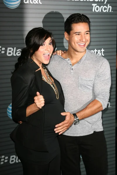 Courtney Mazza and Mario Lopez — Stock Photo, Image