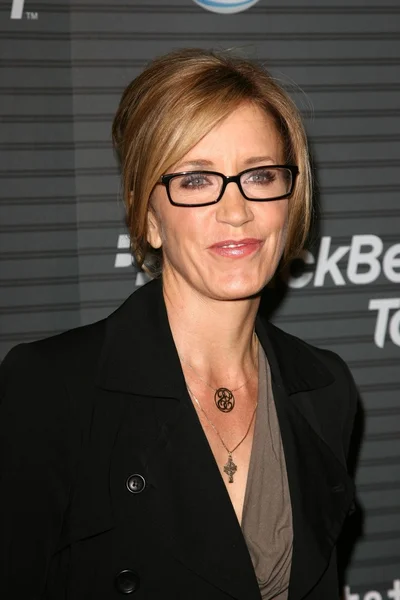 Felicity huffman w "torch" blackberry uruchomienie strony, prywatny lokalizacja, los angeles, ca. 08-11-10 — Zdjęcie stockowe