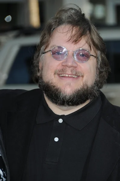 Guillermo del Toro på "splice" Los Angeles Premiere, Chinese Theatre, Hollywood, ca. 06-02-10 — Stockfoto