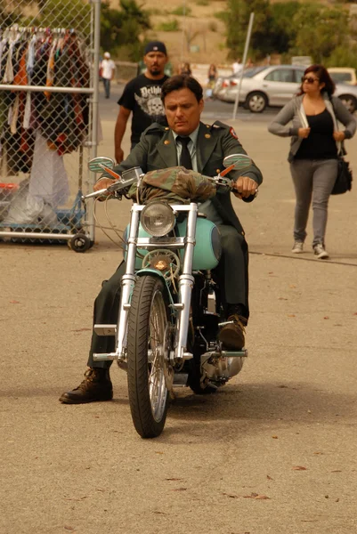 Damian Chapa na zestaw pierwszego dnia fotografowania "Marlon Brando nieautoryzowane", prywatna lokalizacja, San Pedro, CA. 06-27-10 — Zdjęcie stockowe