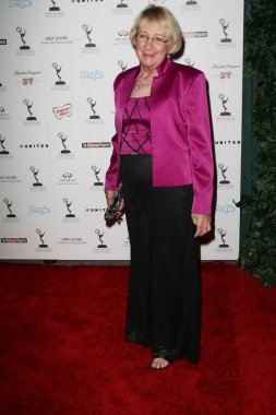 Kathryn joosten, 62 primetime emmy Ödülü sanatçılar adayı alma, spectra tarafından wolfgang puck, Pasifik Merkezi, west hollywood, ca. 08-27-10 tasarımı