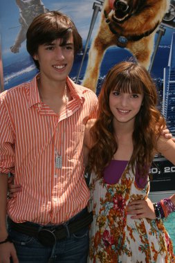 Remy Thorne ve Bella Thorne, 