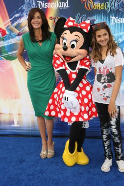 Teri hatcher ve kızı emerson tenney gül