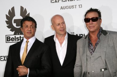 Sylvester stallone ve bruce willis ve mickey rourke
