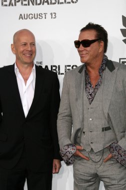 Bruce willis ve mickey rourke, eleme, Çin Tiyatrosu, hollywood, ca. 08 - 03-10 