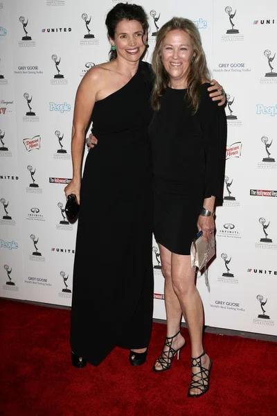 Julia ormond und catherine o hara — Stockfoto