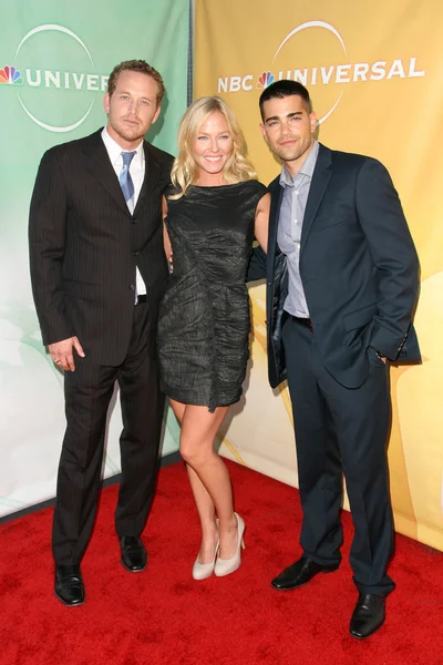 Cole Hauser, Kelli Giddish and Jesse Metcalfe — Stock Photo, Image