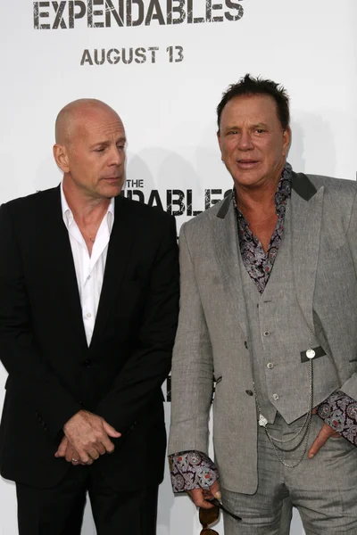 Bruce Willis and Mickey Rourke at the "The Expendables" Film Screening, Chinese Theater, Hollywood, CA. 08--03-10 — Stock Photo, Image