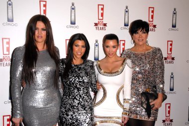 Khloe Kardashian, Kourtney Kardashian, Kimberly Kardashian and Chris Kardashian clipart