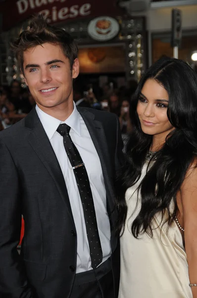 Zac Efron and Vanessa Hudgens — Stock Photo, Image