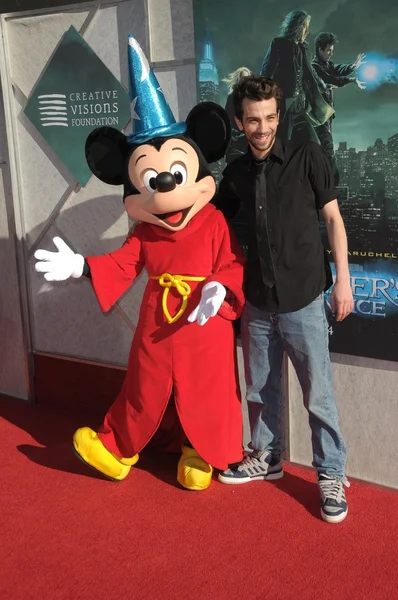 Jay Baruchel στο το "μάγος" ταινία, πρεμιέρα, Walt Disney Studios, Burbank Ca 07-12-10 — Φωτογραφία Αρχείου