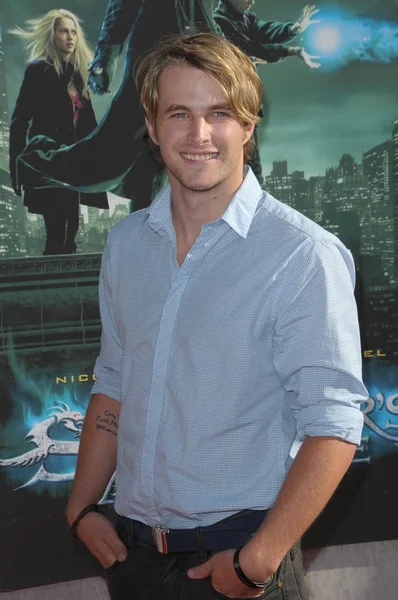 James preston på "trollkarlens lärling" film premiär, walt disney studios, burbank, ca 07-12-10 — Stockfoto