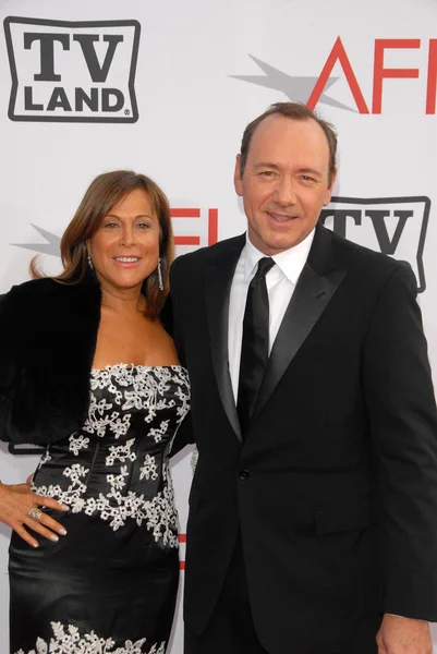Joanne Horowitz and Kevin Spacey at the The AFI Life Achievement Award Honoring Mike Nichols presented by TV Land, Sony Pictures Studios, Culver City, CA. 06-10-10 — Stock Photo, Image