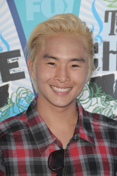 Justin Chon at the 2010 Teen Choice Awards - Arrivals, Gibson Amphitheater, Universal City, CA. 08-08-10 — Stock Photo, Image