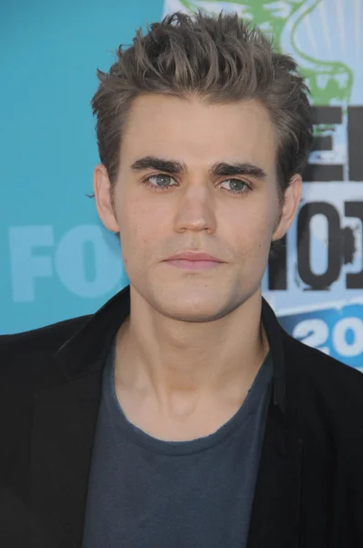 Paul Wesley at the 2010 Teen Choice Awards - Arrivals, Gibson Amphitheater, Universal City, CA. 08-08-10 — Stock Photo, Image