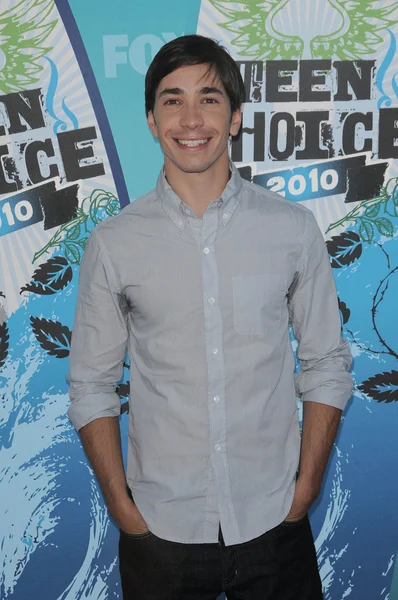 Justin Long at the 2010 Teen Choice Awards - Arrivals, Gibson Amphitheater, Universal City, CA. 08-08-10 — ストック写真