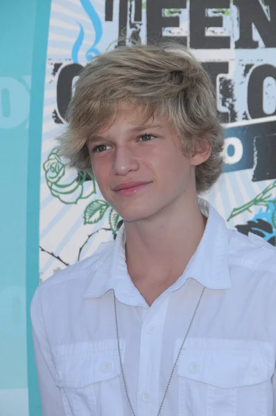 Cody simpson bei den teen choice awards 2010 - ankünfte, gibson amphitheater, universal city, ca. 08-08-10 — Stockfoto