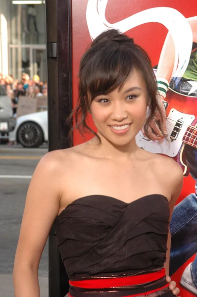 Ellen Wong at the "Scott Pilgrim VS. The World" Premiere, Chinese Theater, Hollywood, CA. 07-27-10 — Stock Photo, Image