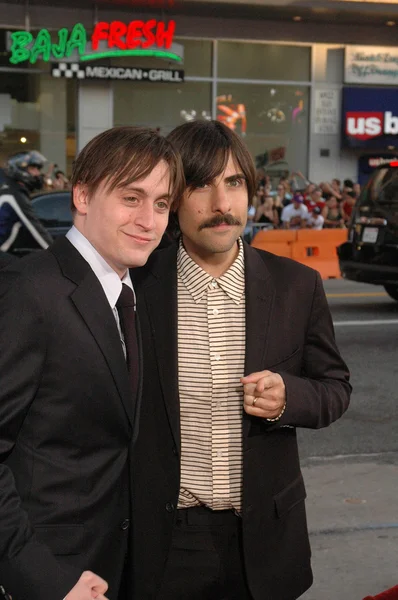 Kieran Culkin e Jason Schwartzman no Scott Pilgrim VS. The World Premiere, Chinese Theater, Hollywood, CA. 07-27-10 — Fotografia de Stock