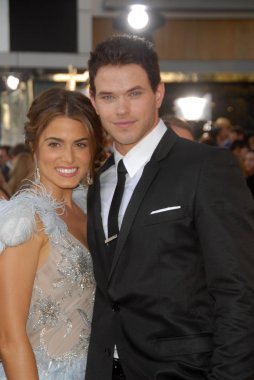 Nikki Reed ve Kellan Lutz at 