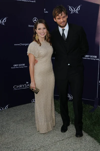 Sophia bush en austin nichols — Stockfoto