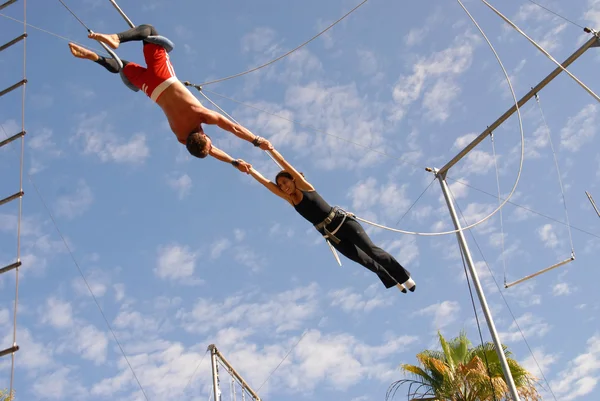 Julie Kasem en la fiesta de cumpleaños de Kerri Kasem celebrada en la Flying Gaona Brothers Trapeze School, Woodland Hills, CA. 07-11-10 —  Fotos de Stock