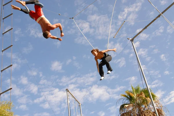 Julie Kasem en la fiesta de cumpleaños de Kerri Kasem celebrada en la Flying Gaona Brothers Trapeze School, Woodland Hills, CA. 07-11-10 — Foto de Stock