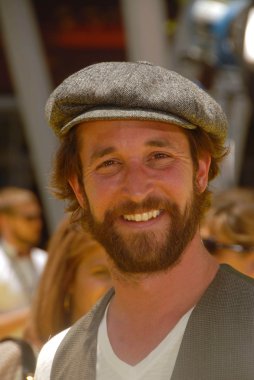 Noah Wyle at 