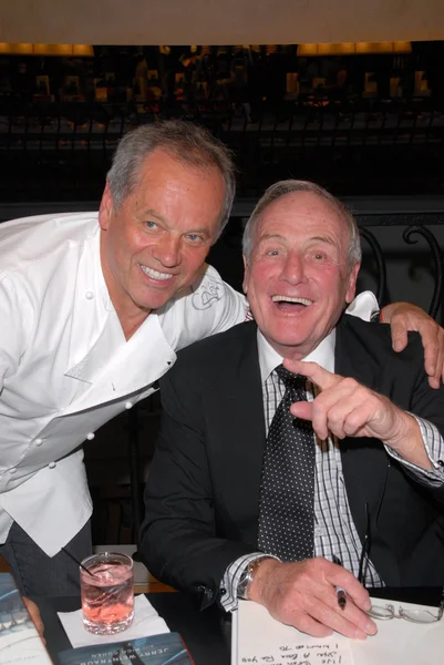 Wolfgang puck und jerry weintraub — Stockfoto