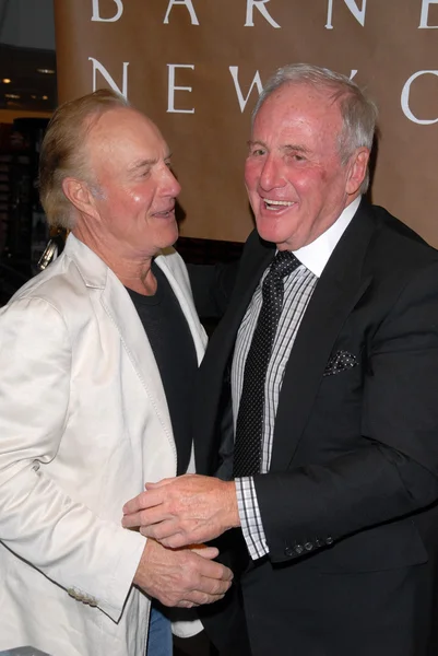 James Caan y Jerry Weintraub — Foto de Stock