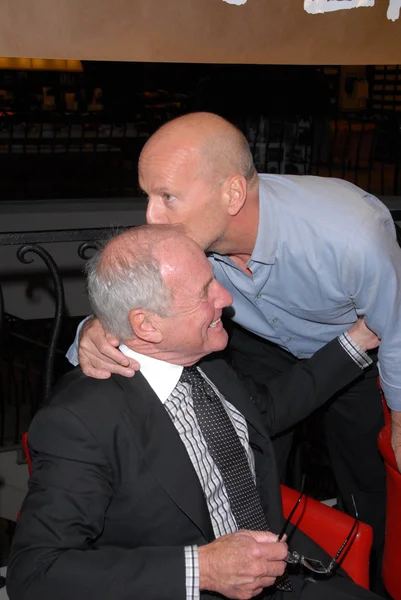 Jerry Weintraub et Bruce Willis — Photo