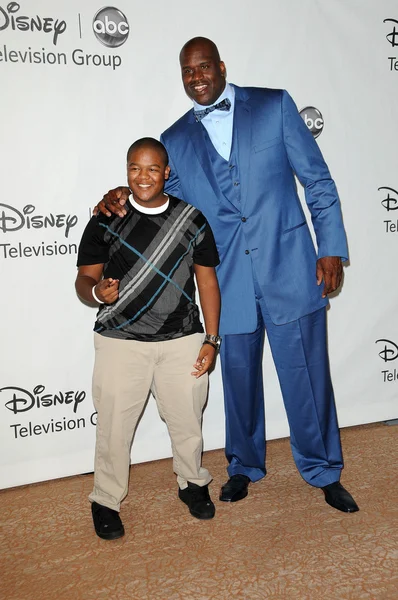 Kyle Massey with Shaquille O 'Neal at the Disney ABC Television Group Summer 2010 Press Tour - Evening, Beverly Hilton Hotel, Beverly Hills, CA. 08-01-10 — стоковое фото