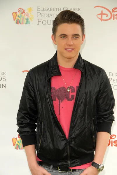 Jesse mccartney vid 2010 en tid för hjältar kändis picknick, wadsworth theater, los angeles, ca. 10-06-13 — Stockfoto