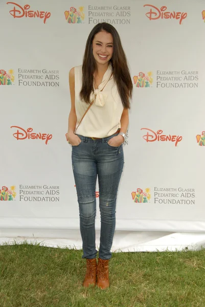 Chloe Bridges no 2010 A Time For Heroes Celebrity Picnic, Wadsworth Theater, Los Angeles, CA. 06-13-10 — Fotografia de Stock