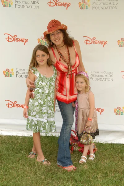 Joely fisher vid 2010 en tid för hjältar kändis picknick, wadsworth theater, los angeles, ca. 10-06-13 — Stockfoto