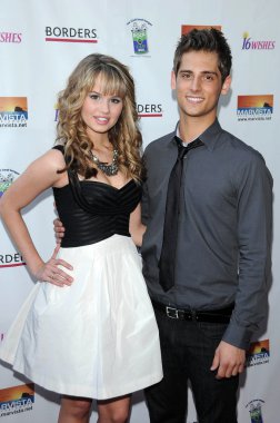 Debby ryan ve jean-luc bilodeau