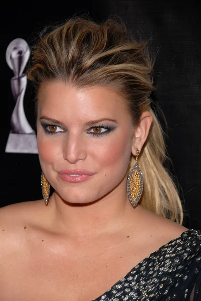 Jessica Simpson at the 35th Annual Gracie Awards Gala, Beverly Hilton, Beverly Hills, CA. 05-25-10 — Stock Photo, Image