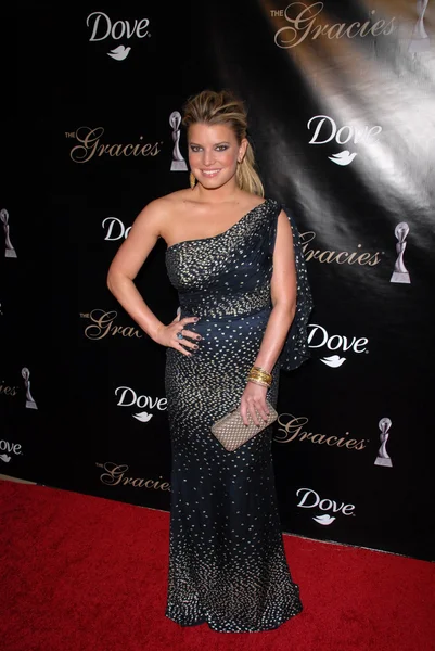 Jessica Simpson at the 35th Annual Gracie Awards Gala, Beverly Hilton, Beverly Hills, CA. 05-25-10 — Stock Photo, Image