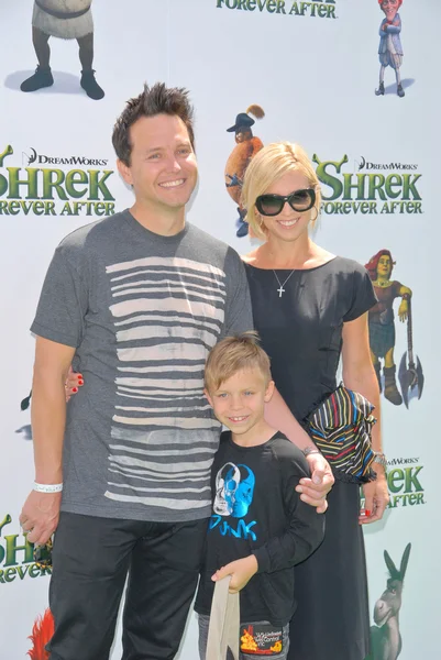 Marke Hoppus und Familie — Stockfoto