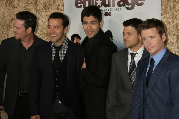 Kevin Dillon, Jeremy Piven, Adrian Grenier, Jerry Ferrara and Kevin Connolly at the "Entourage" Season 7 Premiere, Paramount Studios, Hollywood, CA. 06-16-10 — Stock Photo, Image