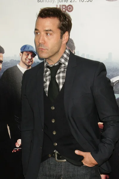 Jeremy piven w "otoczenie" sezon 7 premiera, paramount studios, hollywood, ca. 06-16-10 — Zdjęcie stockowe