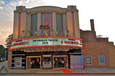 Atmosphere at a screening