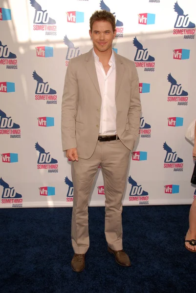 Kellan Lutz al VH1 2010 Do Something Awards, Palladium, Hollywood, CA. 07-19-10 — Foto Stock