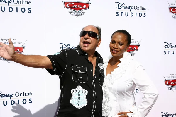 Cheech Marin and Jennifer Lewis — Stock Photo, Image