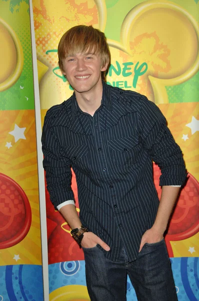 Jason Dolley op de Disney Abc televisie groep zomer Press kwark, Abc Studios, Burbank, Ca. 05-15-10 — Stockfoto