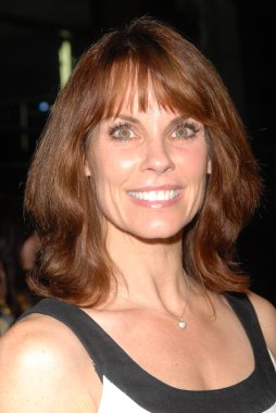 Alexandra Paul