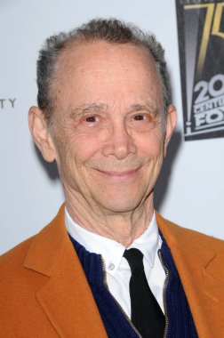 Joel grey 5 yıllık 