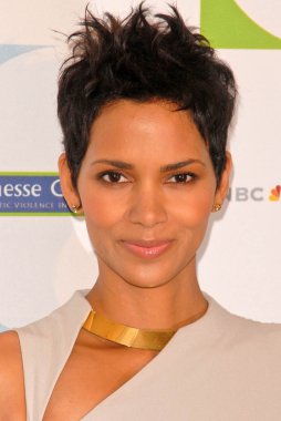 Halle berry