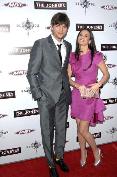 Ashton Kutcher and Demi Moore — Stock Photo, Image