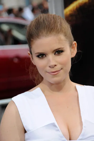 Kate Mara at the "Nightmare On Elm Street" World Premiere, Chinese Theater, Hollywood, CA. 04-27-10 — Stock Photo, Image